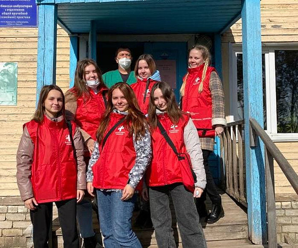 Волонтеры-медики в рамках акции «Добро в село» побывали в Слободском районе